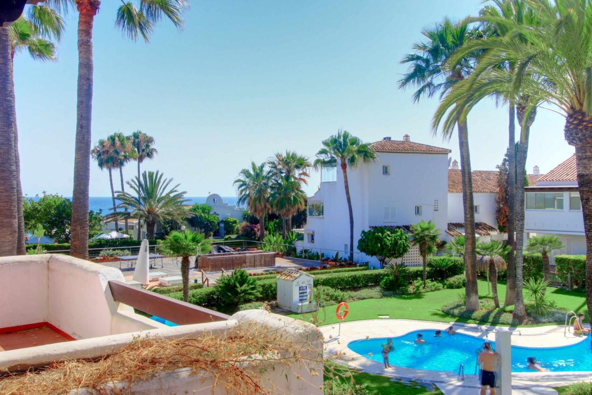 1176 Beach Front 2 Pools Bahia Марбелья Экстерьер фото
